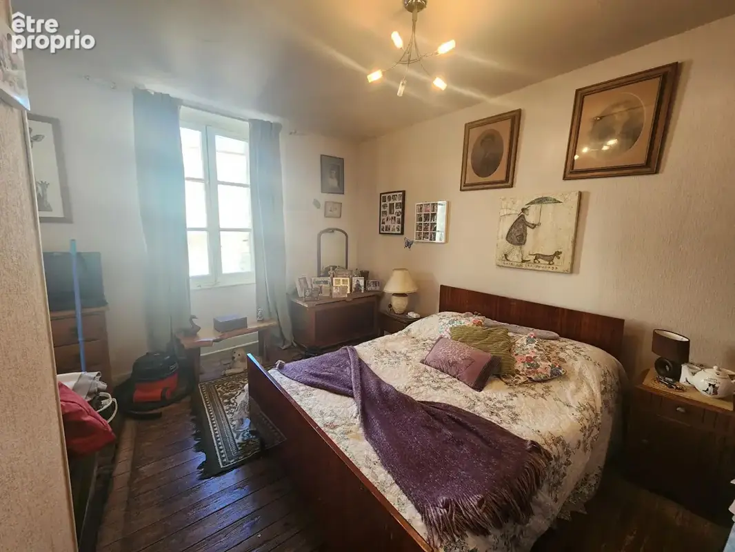 Maison Confolens 1230 m2 - photo 6