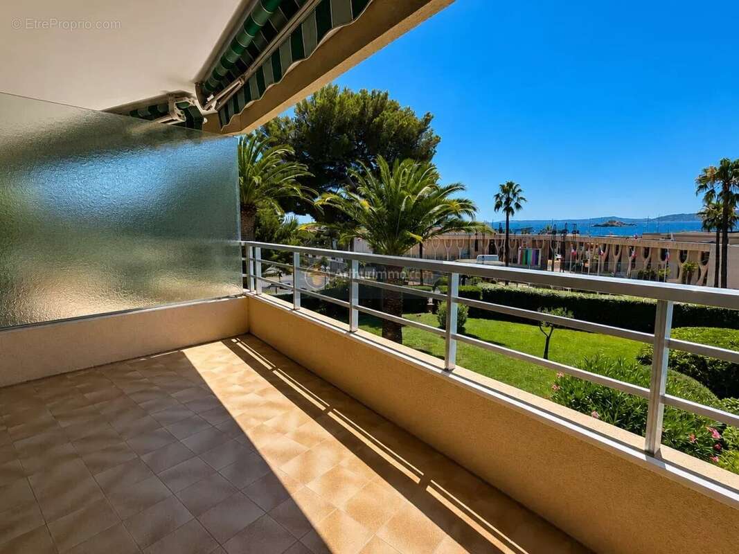 Appartement à SAINT-RAPHAEL