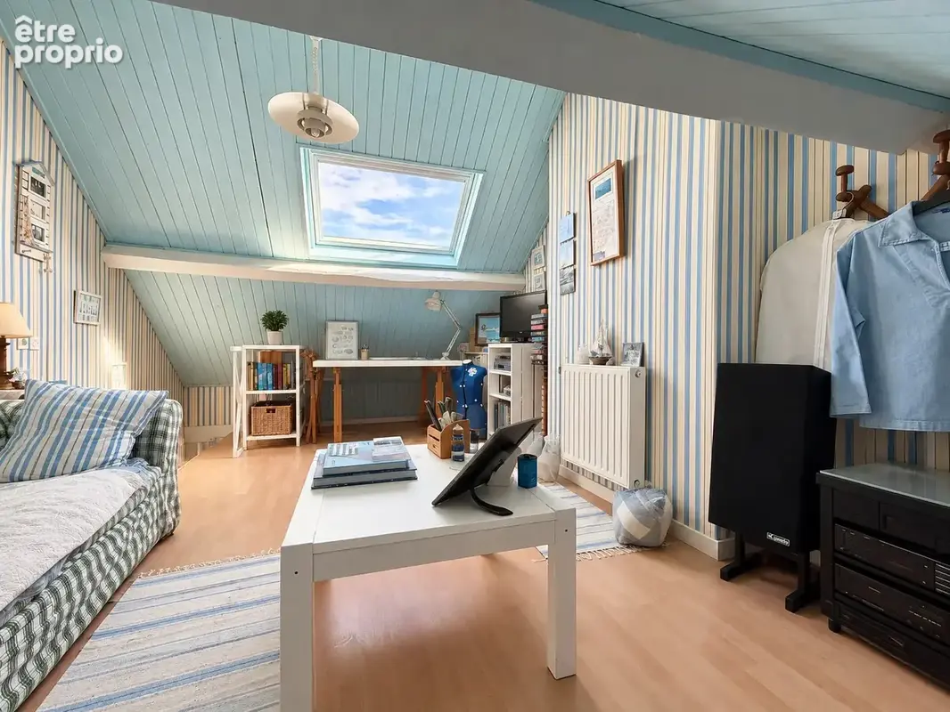 Maison de ville avec grand jardin arbore de 370m2 ! - photo 9