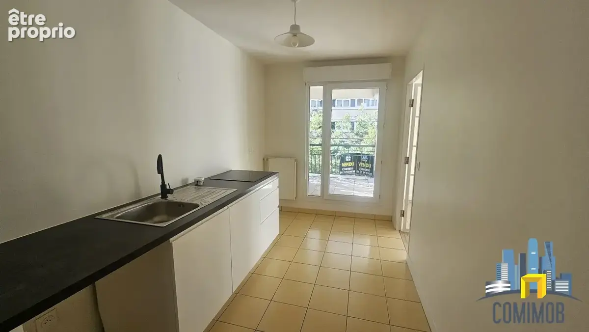Appartement 3 pièces 70 m² à vendre à Courbevoie (92400) - photo 3