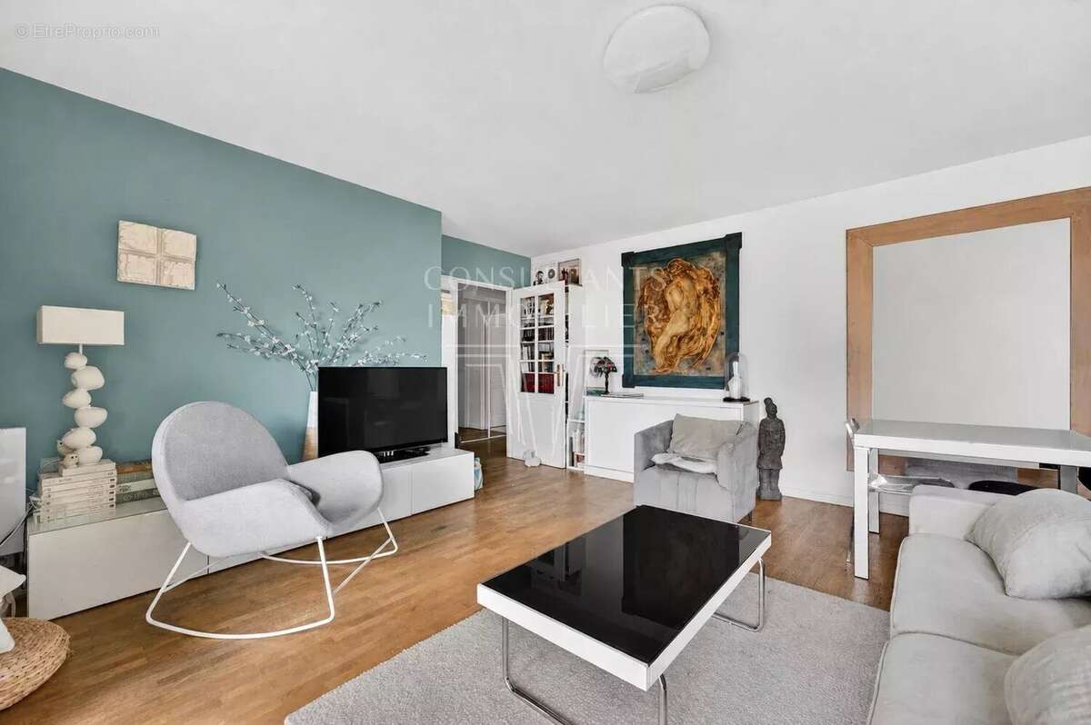 Appartement à LEVALLOIS-PERRET
