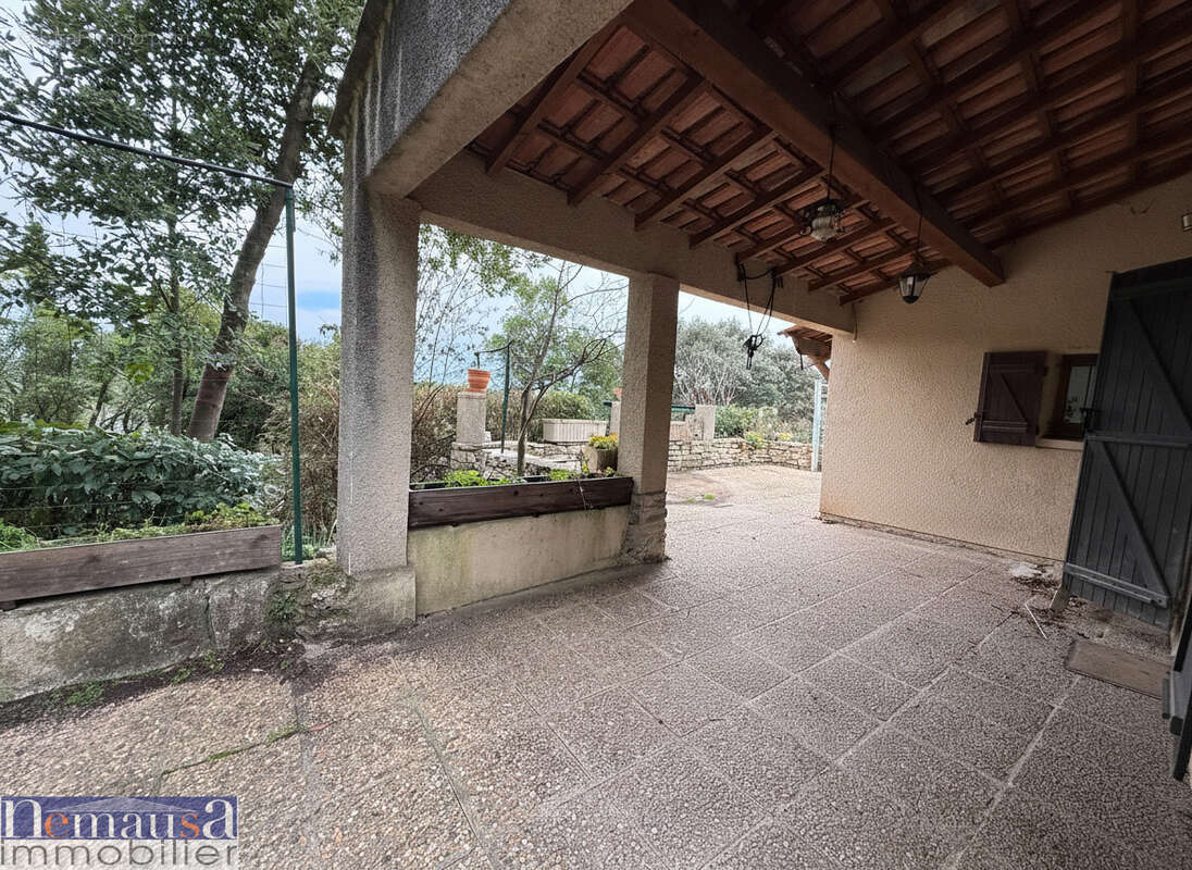 Maison à CAVEIRAC