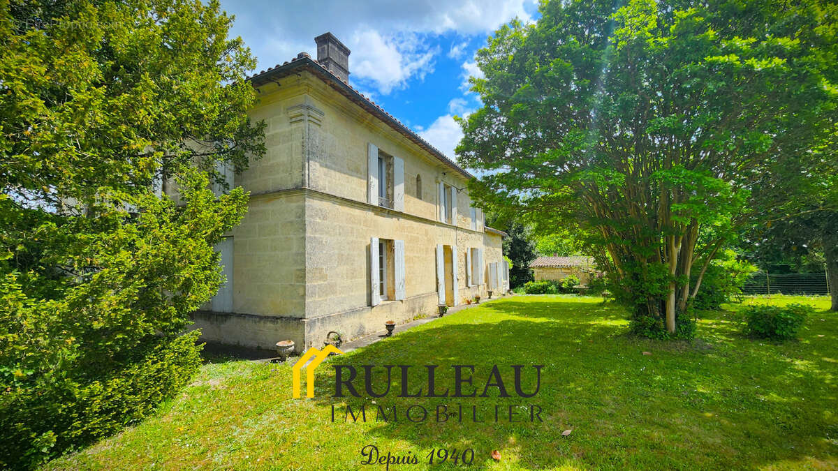 Maison à SALIGNAC