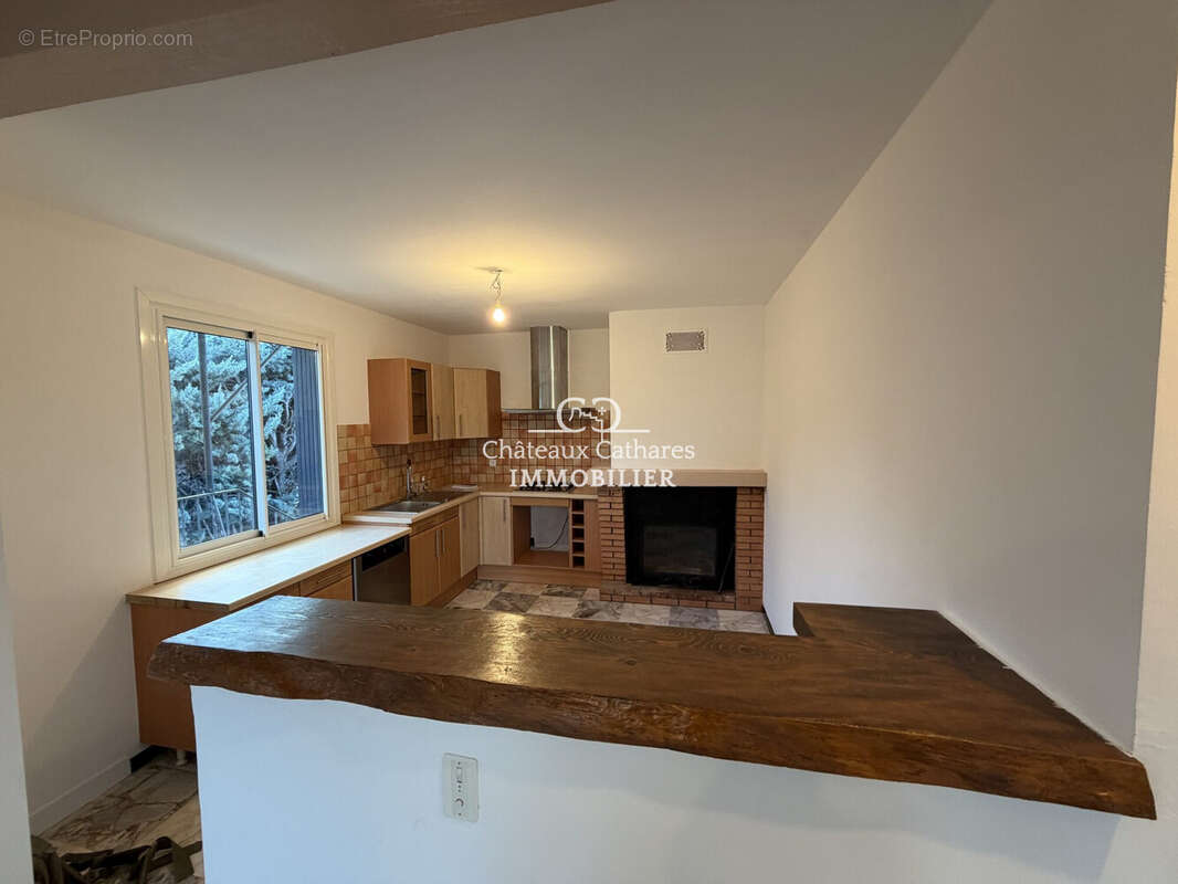 Cuisine 1er étage - Maison à SAINT-PAUL-DE-FENOUILLET