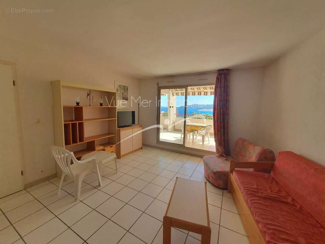 Appartement à LE LAVANDOU