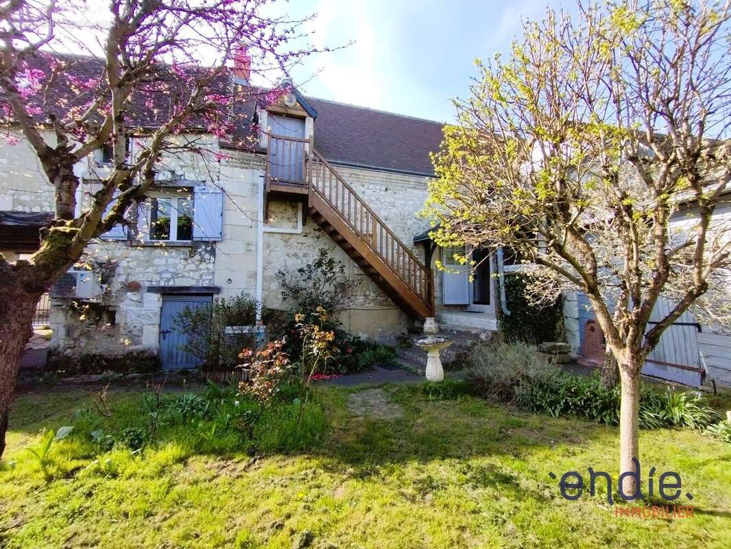 Maison à VARENNES