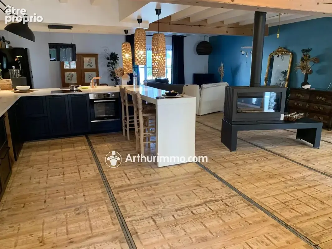 Vente Maison Villiers-couture(17510) 209 000ï¿œ - photo 2