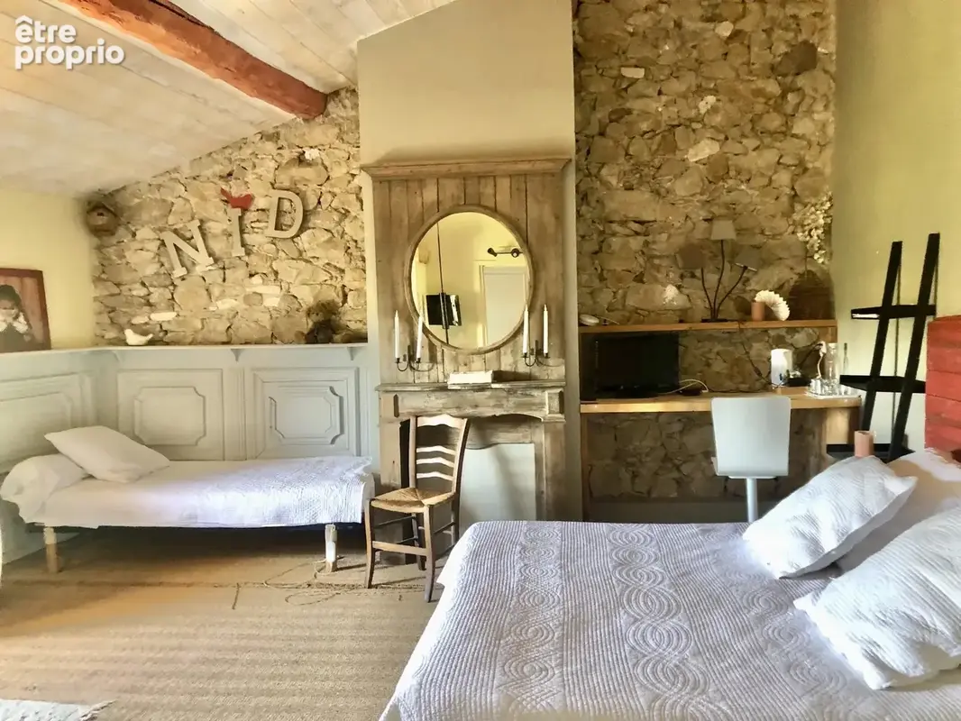 Superbe proprieté du XIXe siècle dans un cadre magnifique - photo 9