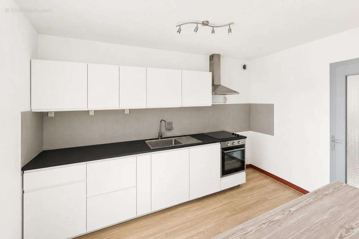 Appartement à LA RICHE