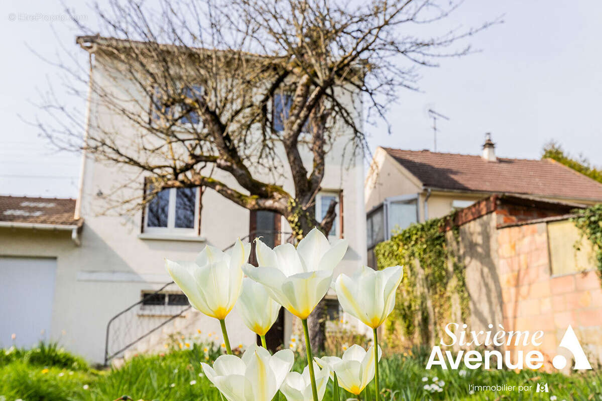 Maison à CHILLY-MAZARIN