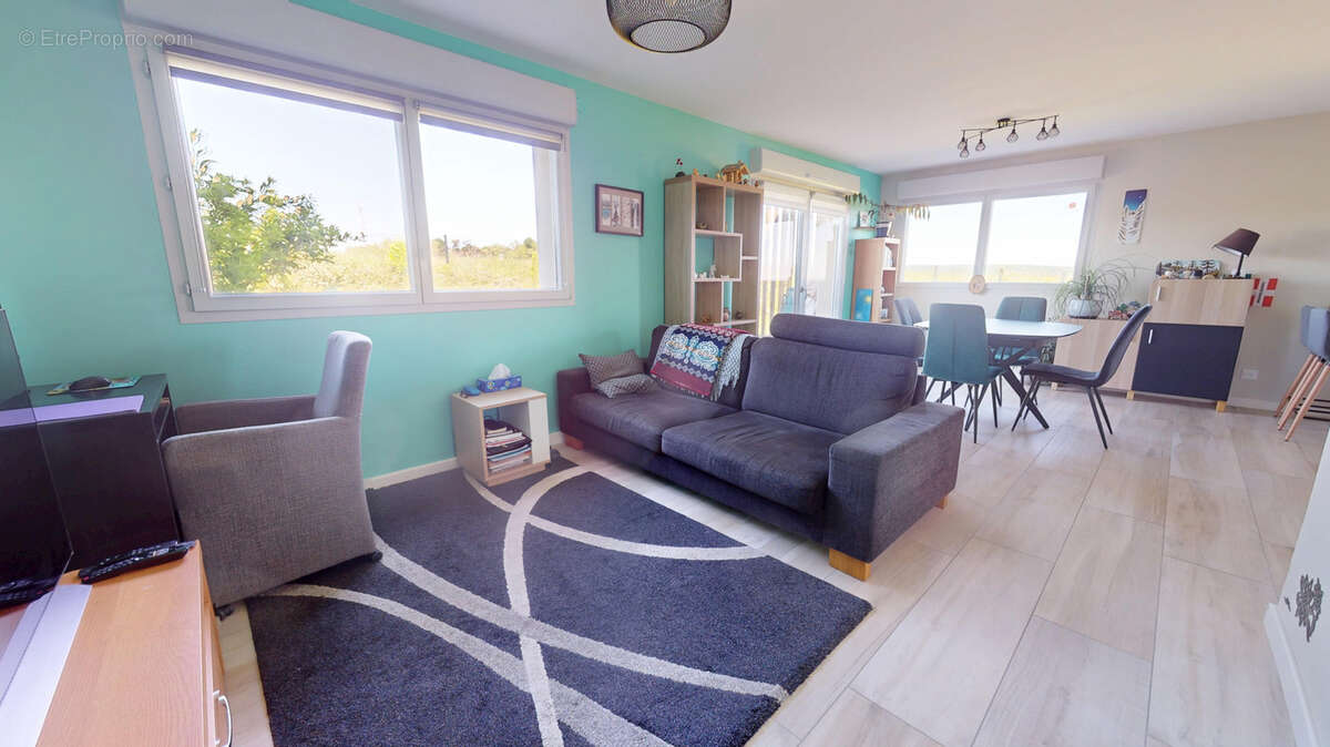 Appartement à HAUTEVILLE-LES-DIJON