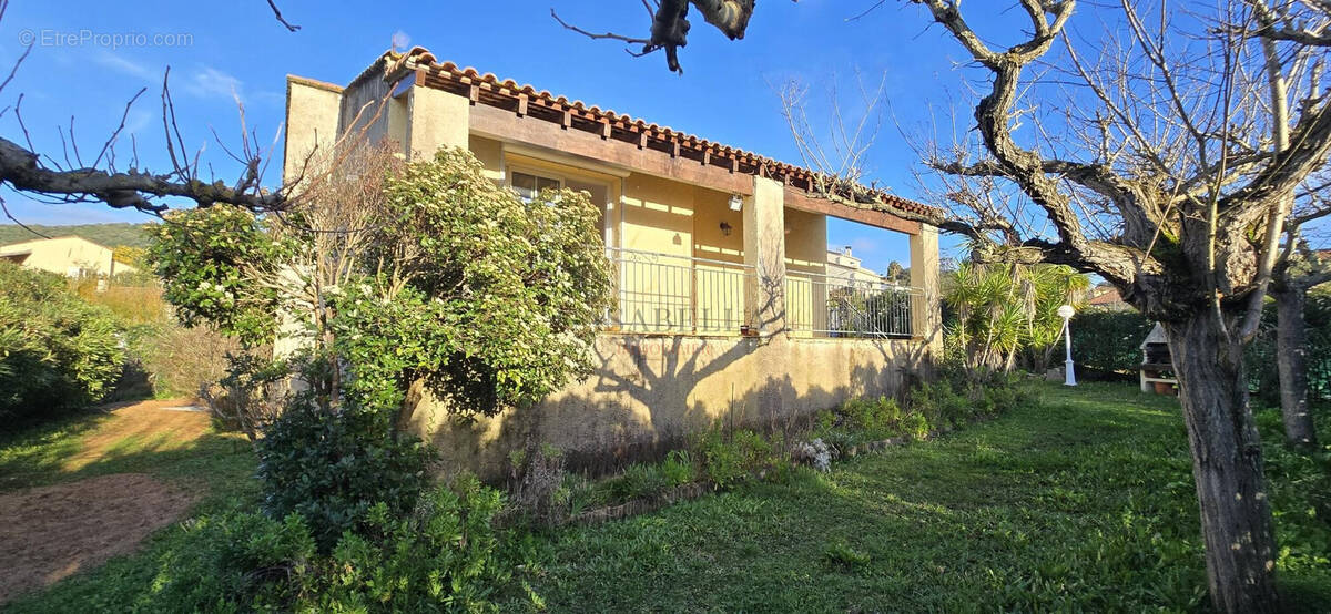 Maison à ALATA