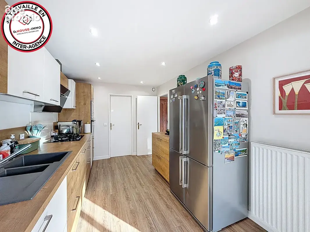 Maison 225 m² à Nozay  - photo 50