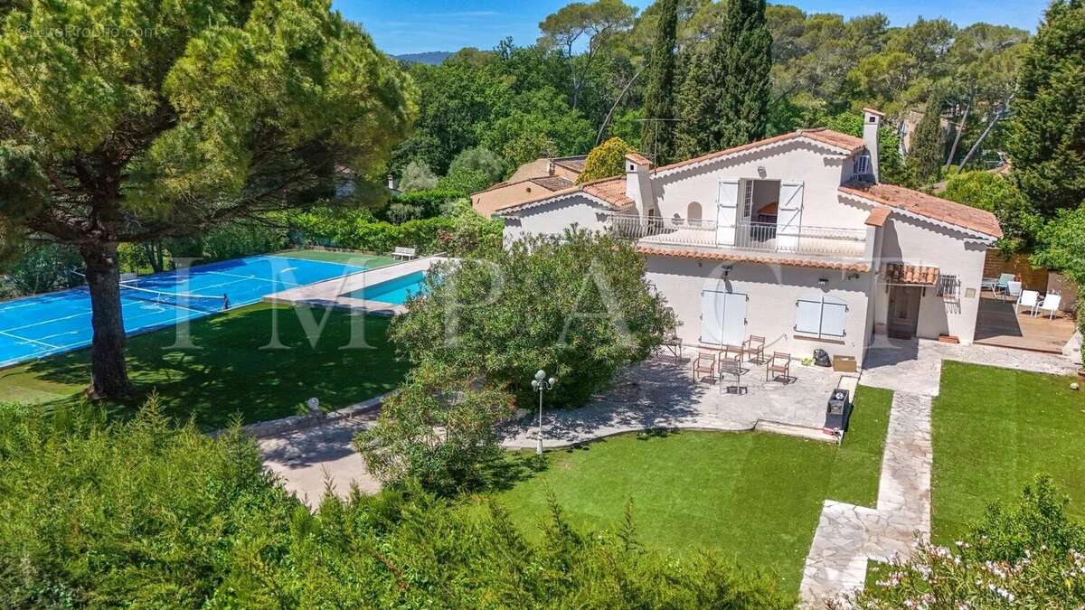 Maison à MOUGINS