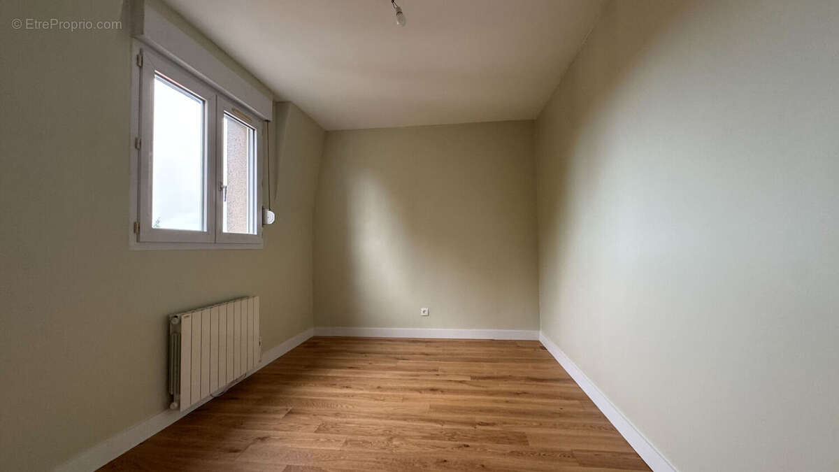 Appartement à LIVRY-GARGAN