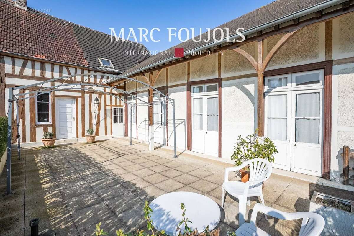 Appartement à COMPIEGNE