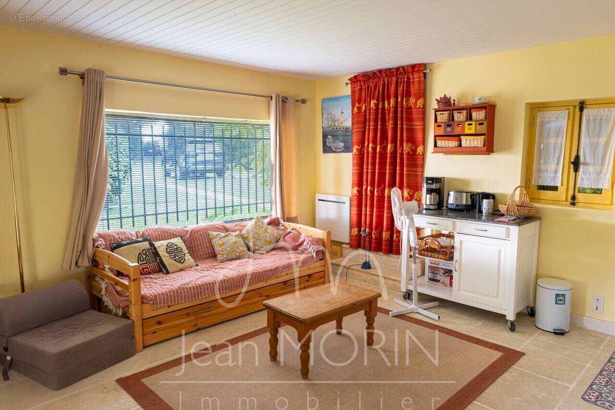 Maison à SAINT-BARDOUX