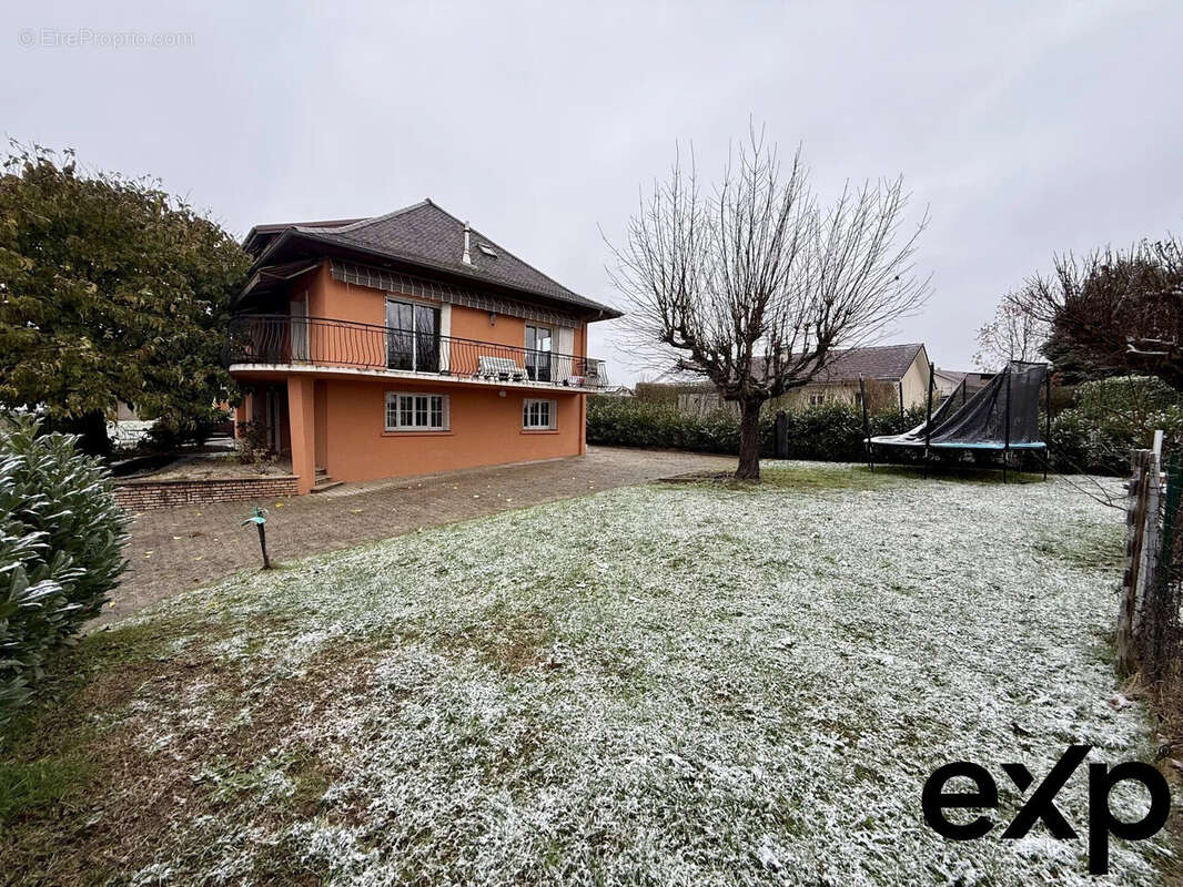 Maison à LE PONT-DE-BEAUVOISIN