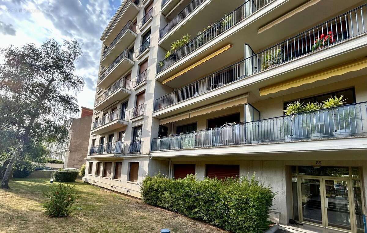   - Appartement à ANGERS
