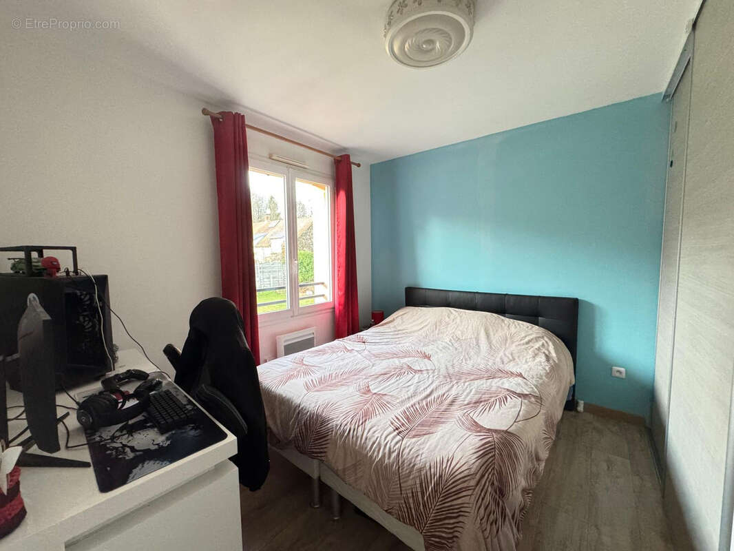 Maison à COUTEVROULT