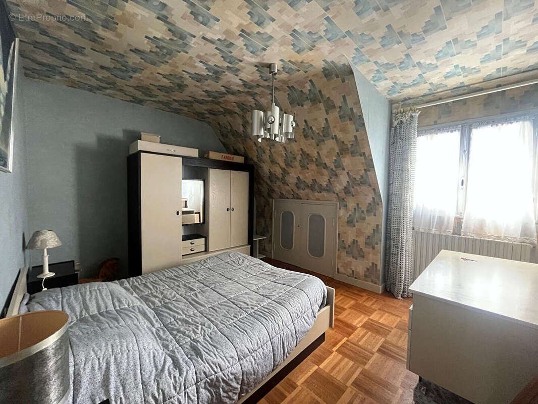 Maison à PLOUGONVEN