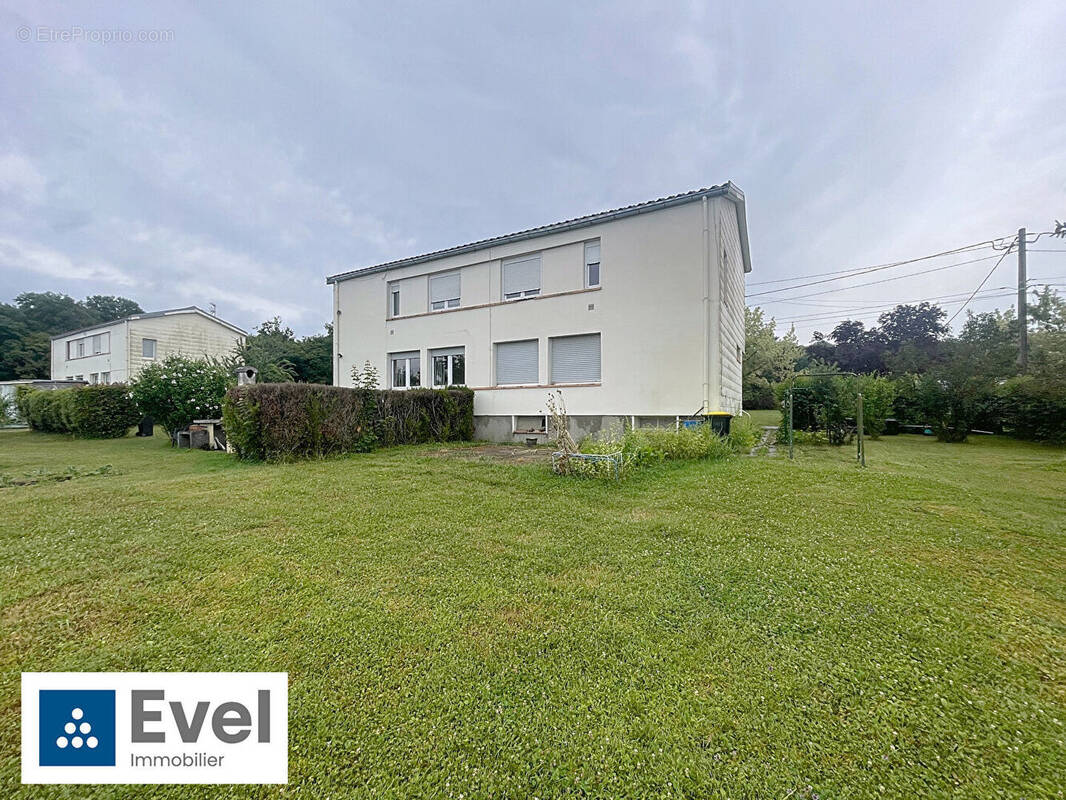 Maison à RECHICOURT-LE-CHATEAU