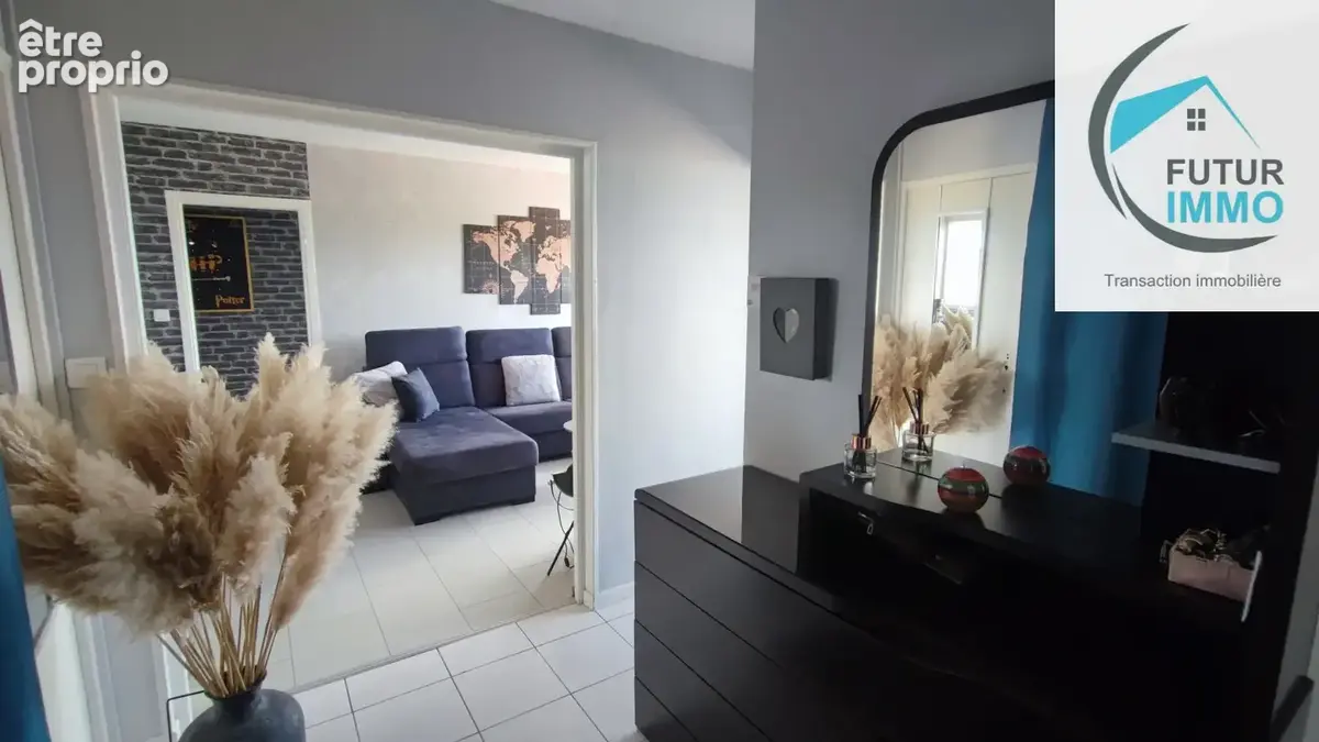 Appartement t5 de 84m2 env seloncourt - photo 1
