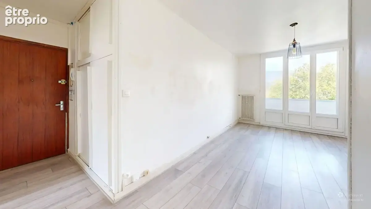Appartement Le Pont De Claix 4 pièce(s) 65.86 m2 - photo 2