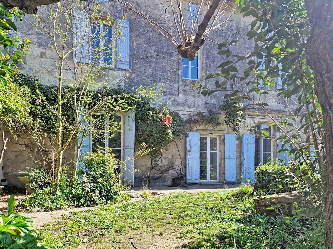 Maison à SAINT-ANDRE-DE-CUBZAC
