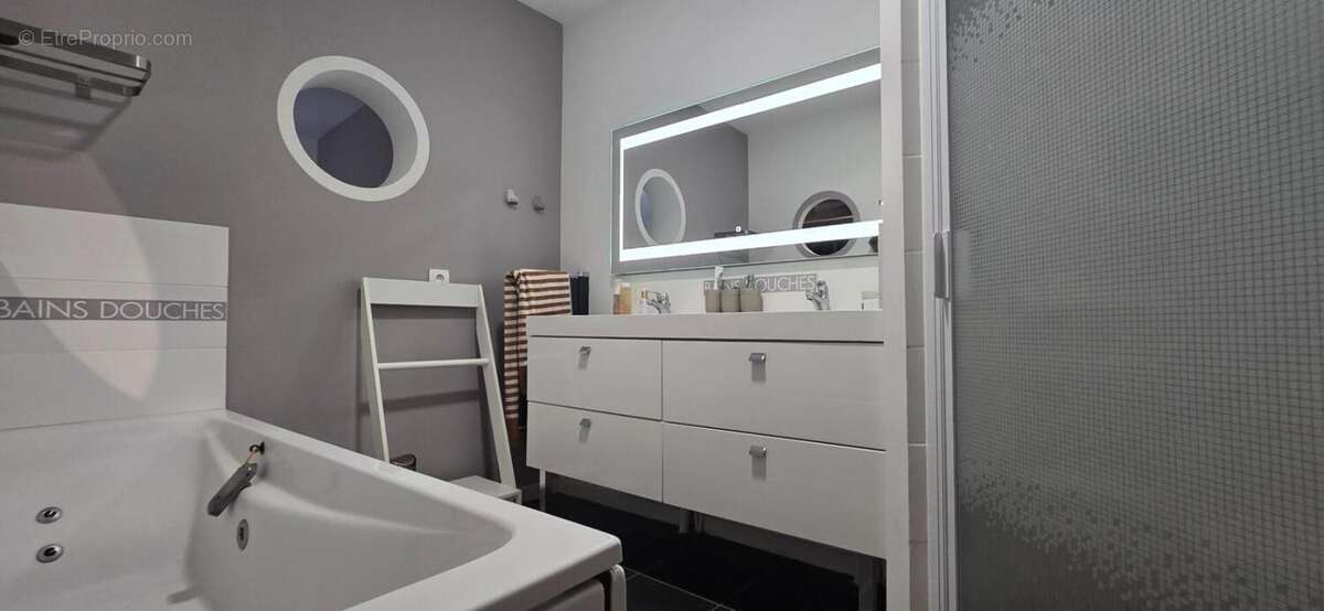 Maison à MONTPON-MENESTEROL