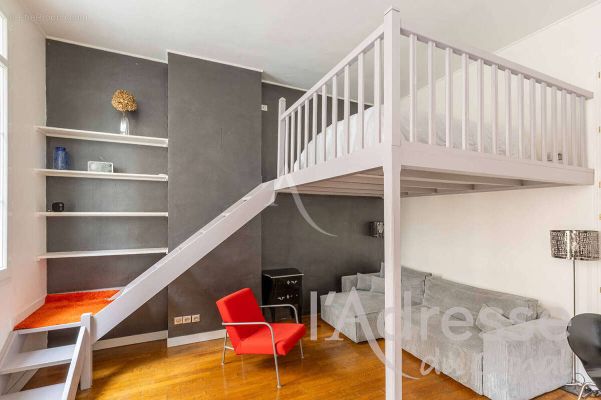 Appartement à PARIS-11E