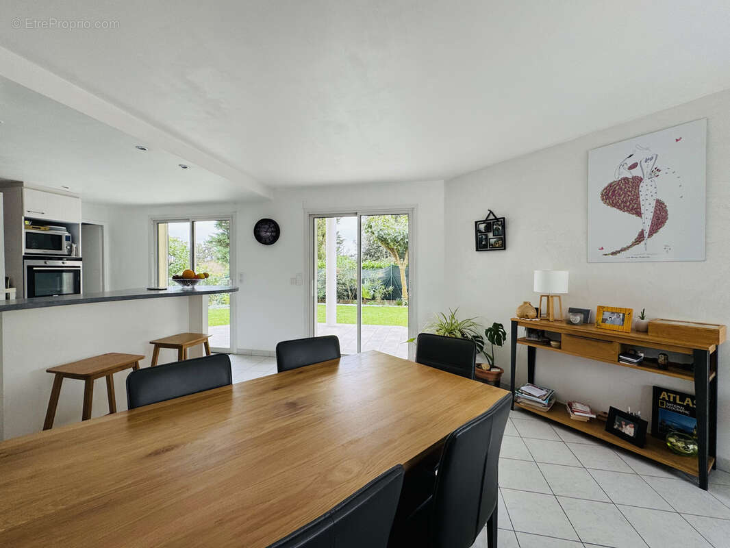 Maison à SAINT-MARCEL-LES-VALENCE