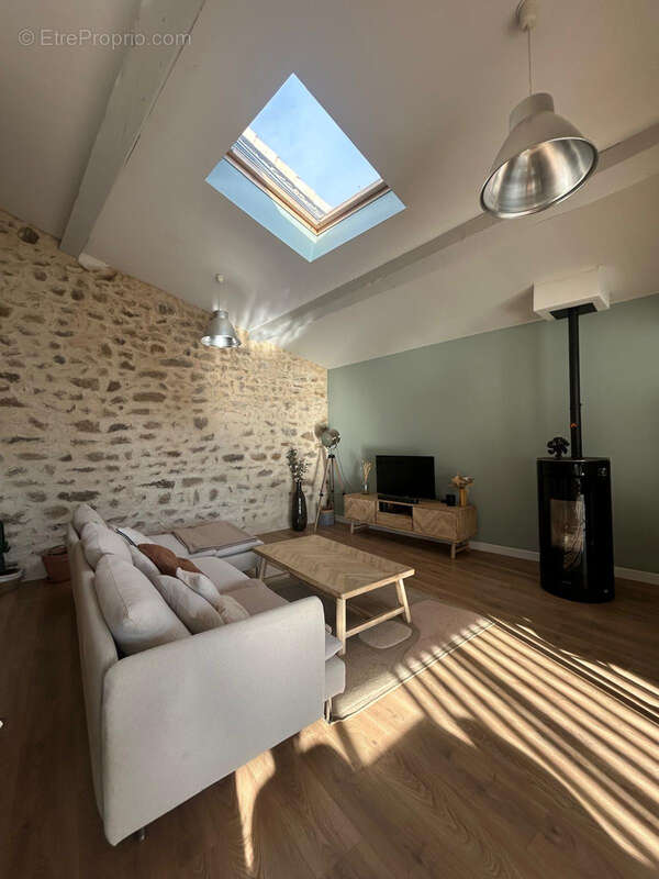 Maison à FELINES