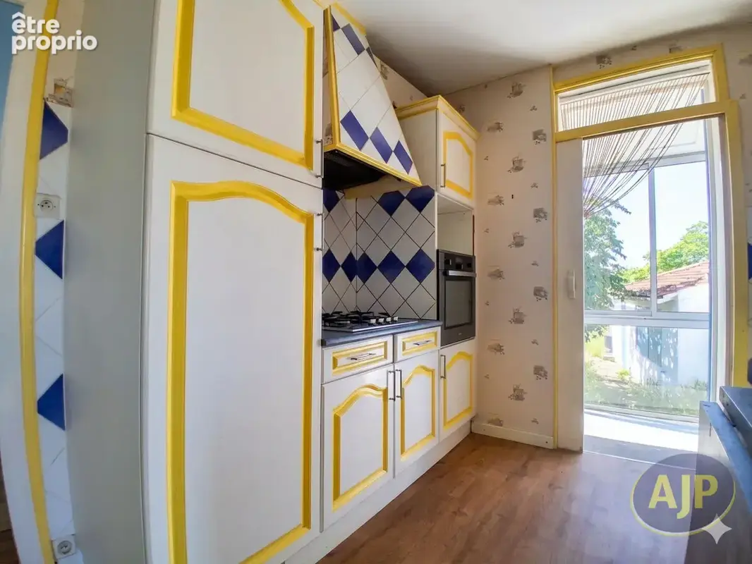 Maison à vendre Saintes Rive Droite (hors zone inondable) - photo 5
