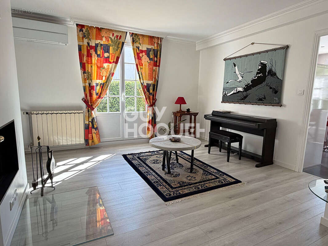 Maison à Mennecy Village Levitt - photo 4