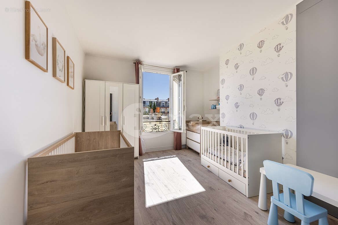 Appartement à ASNIERES-SUR-SEINE