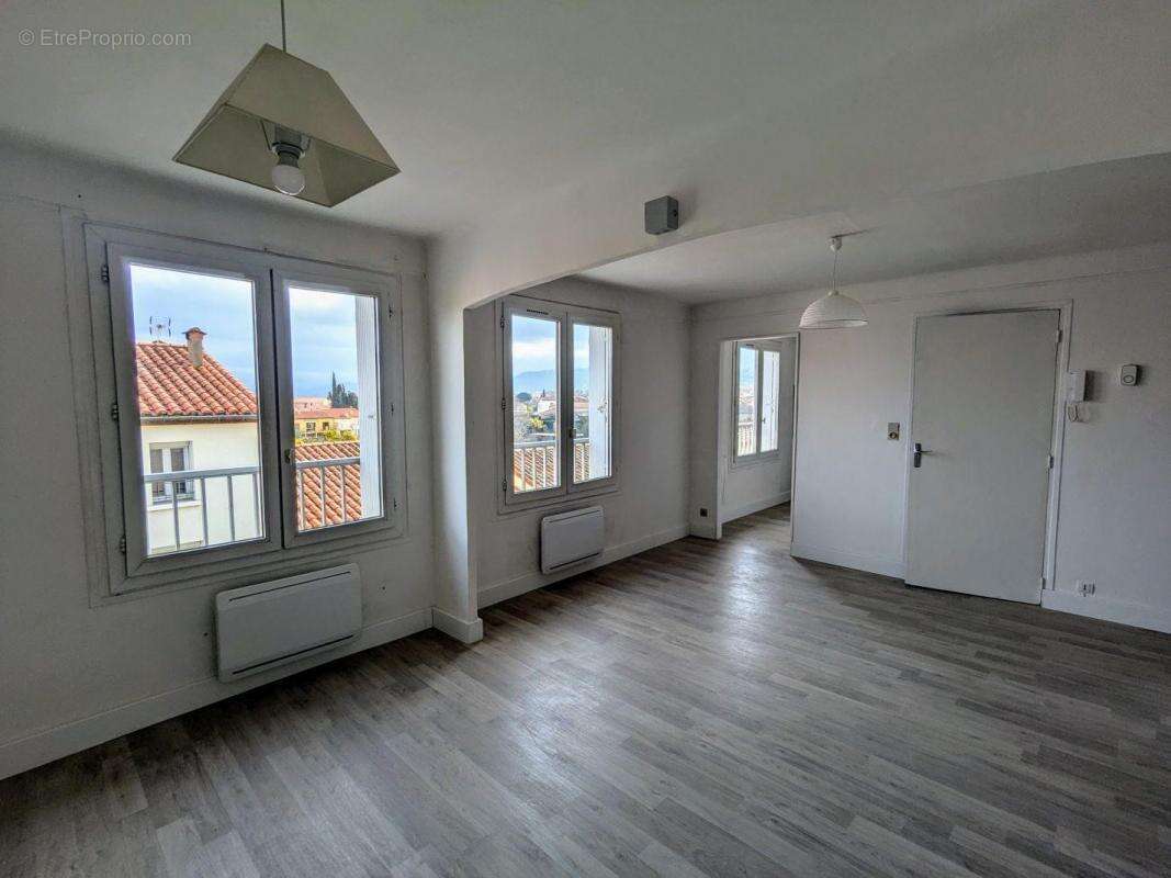 Appartement à CERET