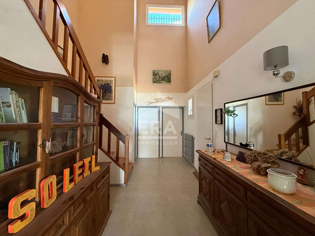 Maison 200m² à châteauneuf-de-gadagne - photo 5