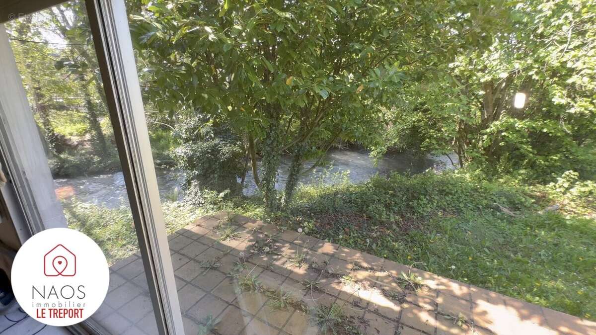 Pavillon individuel sur terrain de 2442 m² - photo 12
