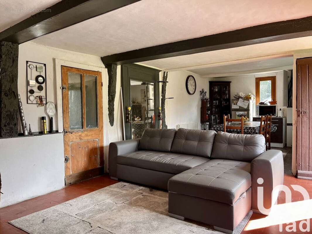 Photo 3 - Maison à LIVAROT