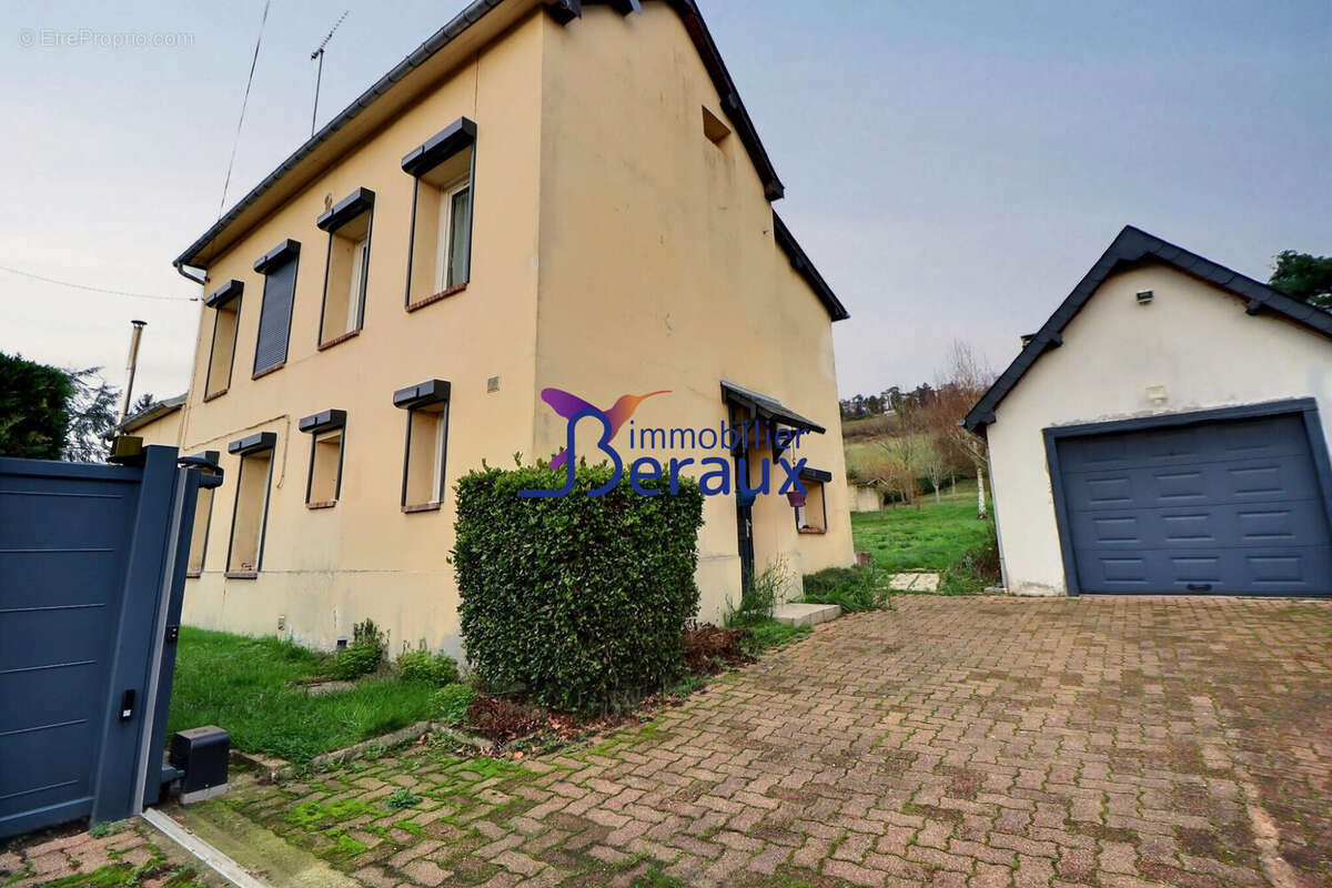 Maison à SAINT-MARTIN-DE-BOSCHERVILLE