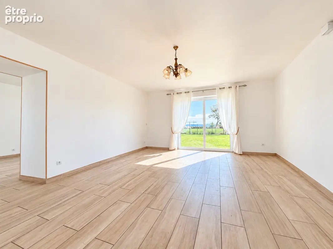 Maison PROCHE La Feuillie 10 pièce(s) 300 m2 - photo 4