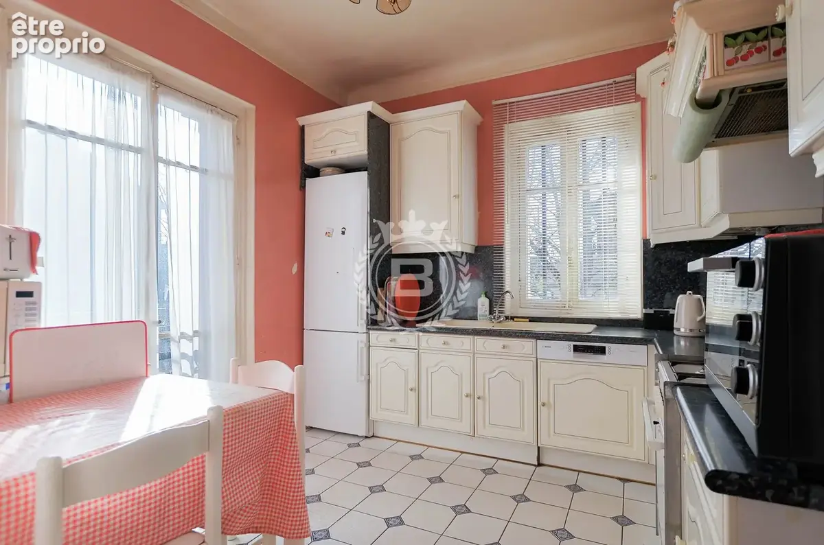 Maison 10 pièces 250 m² à vendre à Ermont (95120) - photo 7