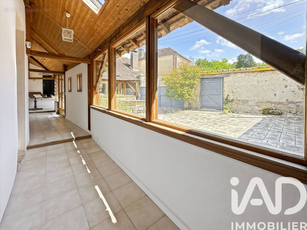Photo 1 - Maison à LA CHAPELLE-SUR-OREUSE