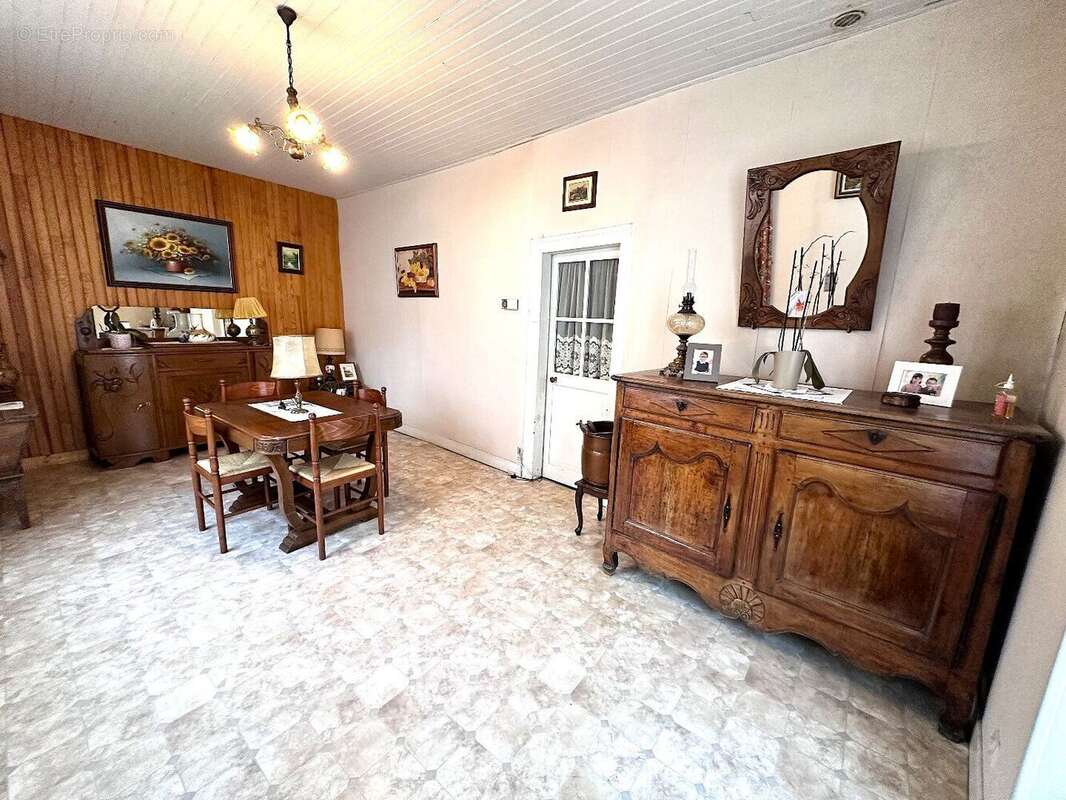 Maison à CHABANAIS