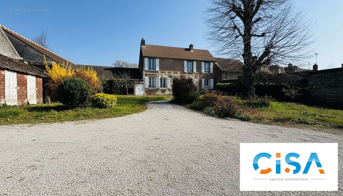 Maison à COMPIEGNE