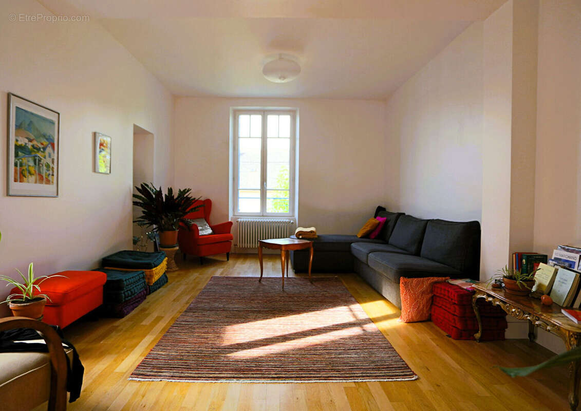 Maison à MONTLUCON