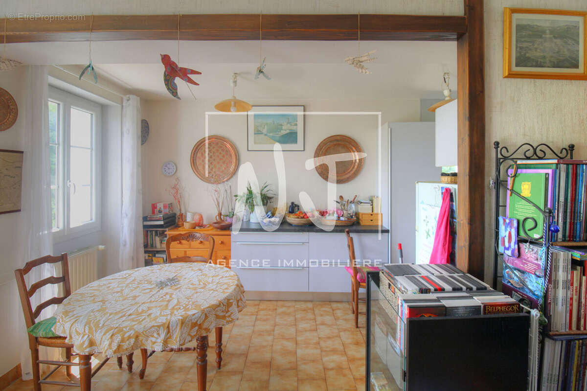 Maison à BEAUFORT-EN-VALLEE