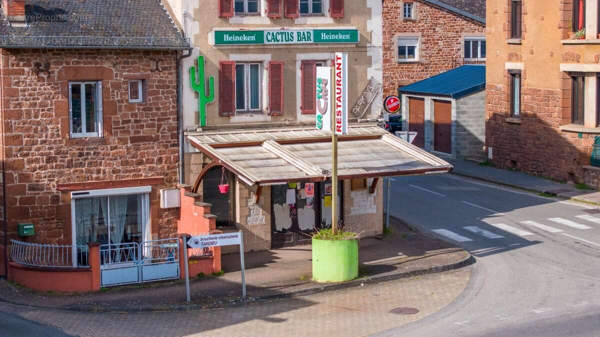 Appartement à SAINT-CHRISTOPHE-VALLON