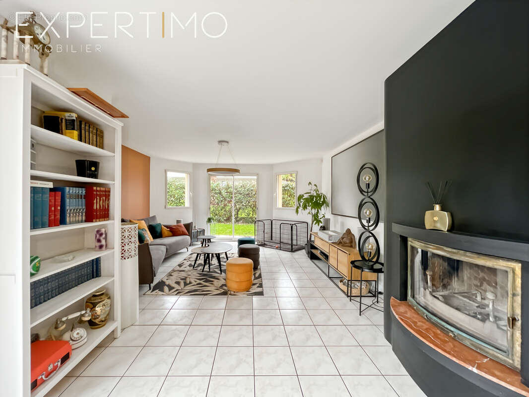 Maison à NOYAL-SUR-VILAINE